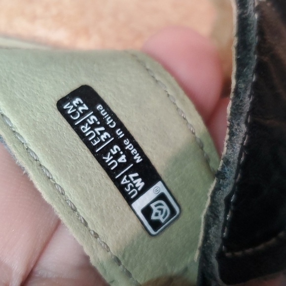 Sold Spenco Womens Ankle Strap Sandals Flats Slide Flip flop shoes sz 7 - Picture 8 of 12